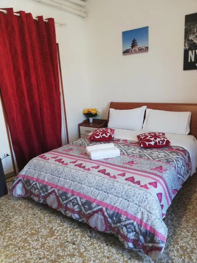 Venice Park House Marghera 2*,